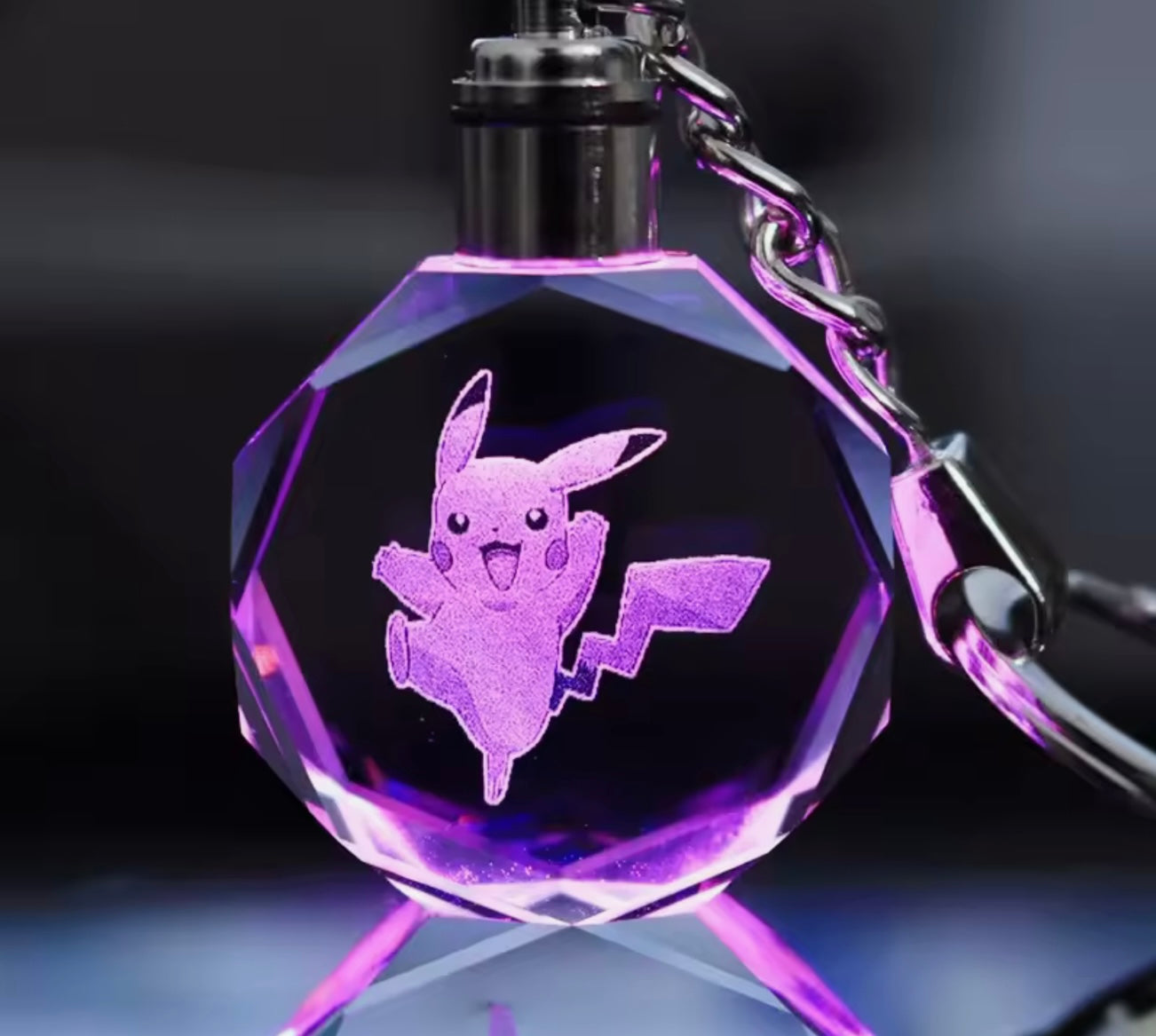 Llavero de pokemon luminoso coleccionable